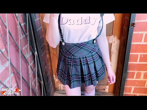 ❤️ 여학생은 그녀의 거시기를 깊이 빨고 수업 ​​대신 성교합니다. ❌ 포르노 fb ko.pornxlxx.ru에서 ❌